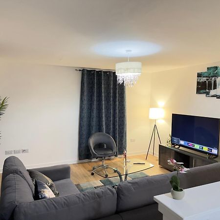 Flat In Glasgow City Apartment Екстериор снимка